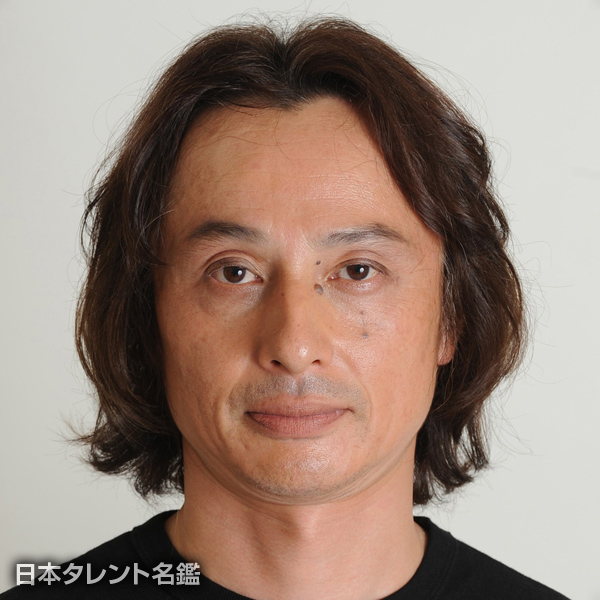 新川　將人