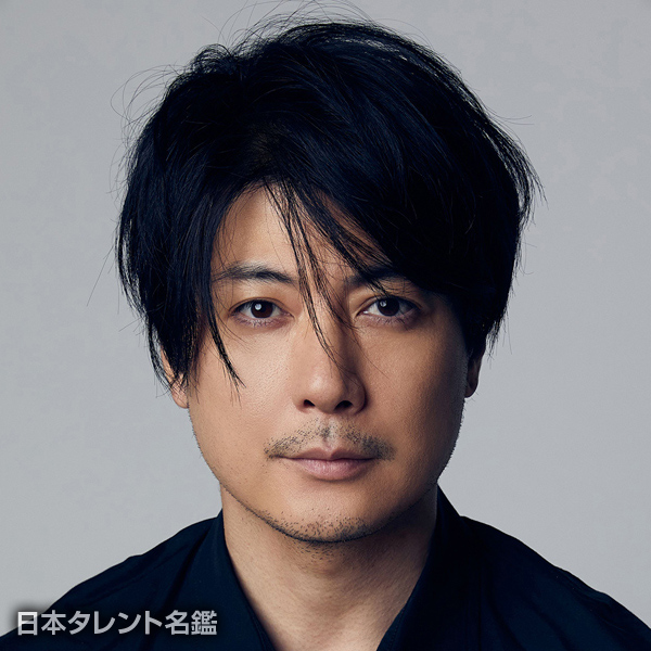 玉山　鉄二