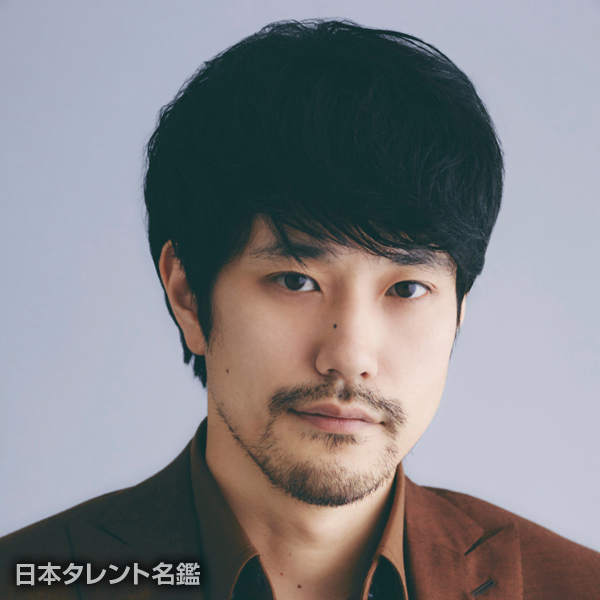 松山　ケンイチ