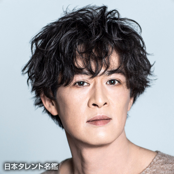 新納　慎也