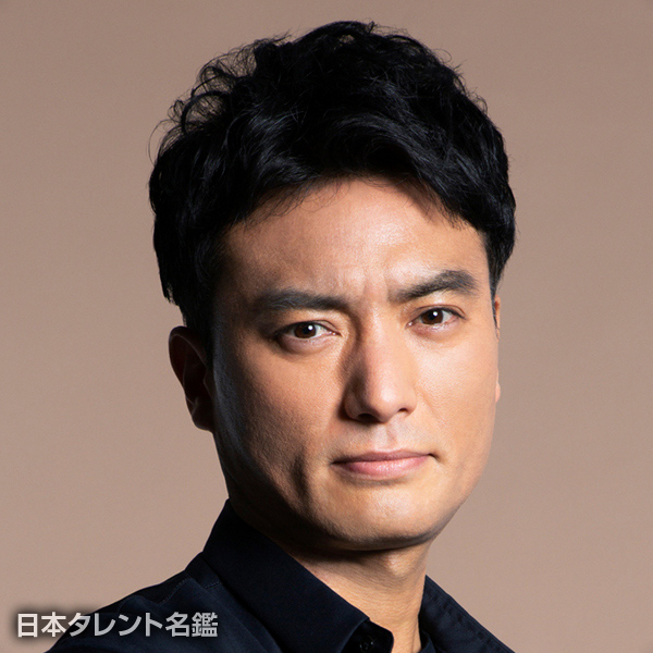徳重　聡