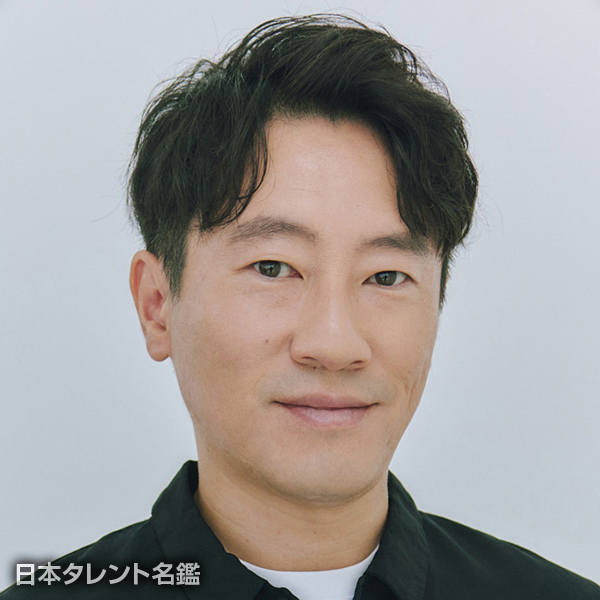少路　勇介