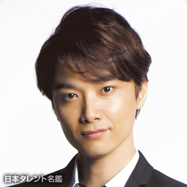 井上 芳雄