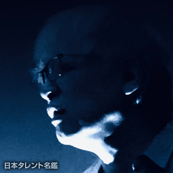 和栗　卓也