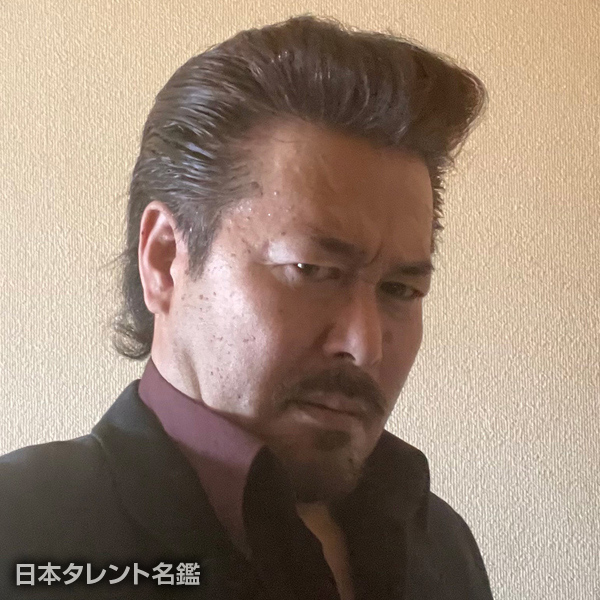 本多　友也