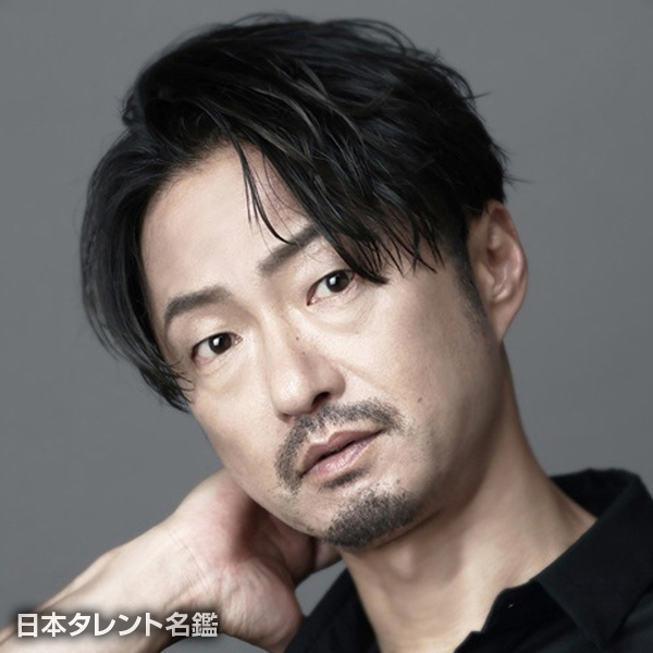 川田　紳司