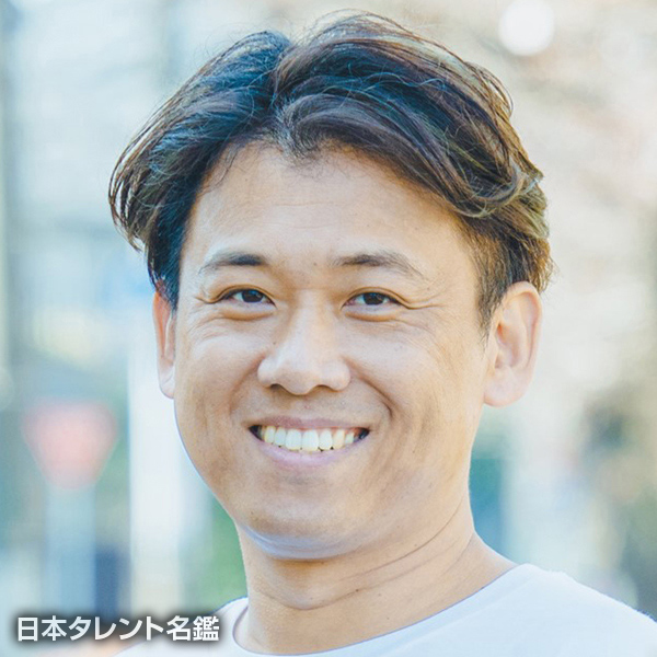 甲斐　真里