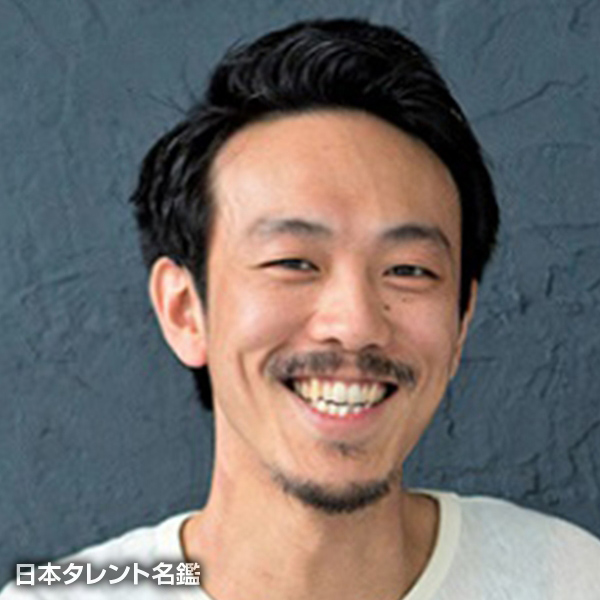 洞至