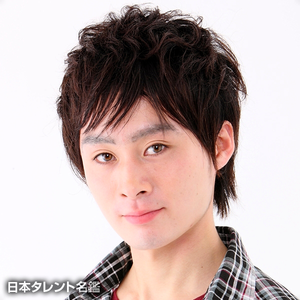 須田　祐介