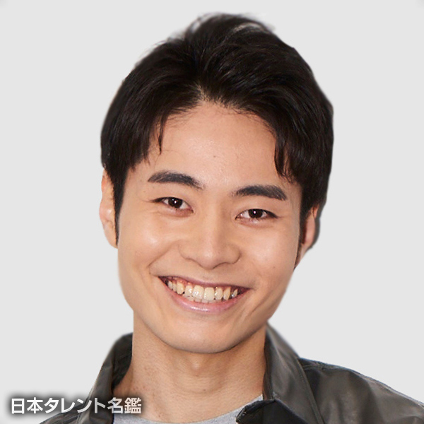 小川　哲央