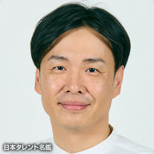 阪田　智靖