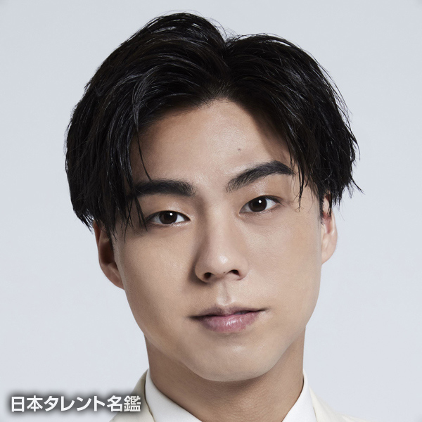 小野塚　勇人