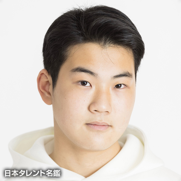 井上　優吏