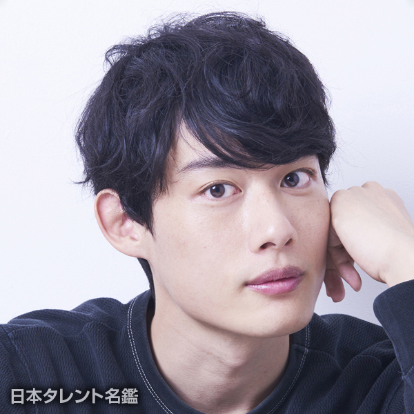 井上　雄太