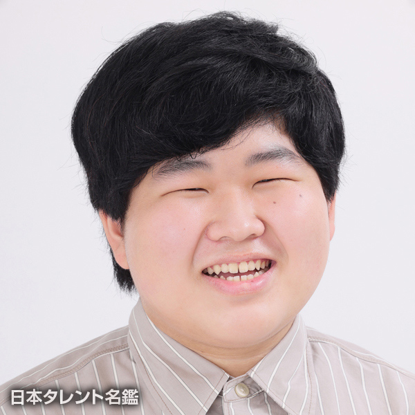 小山　春朋