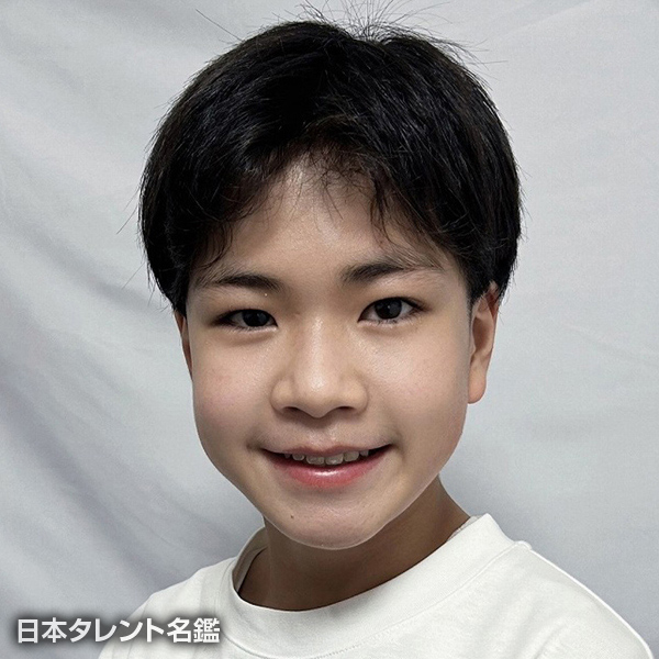 伍藤　奏