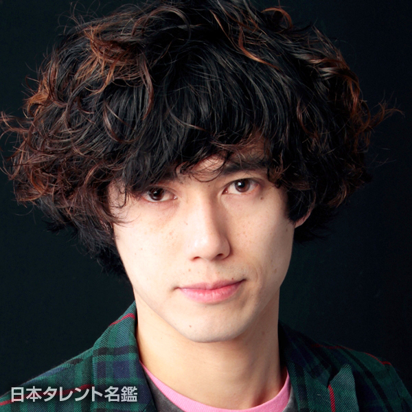 藤田　俊太郎
