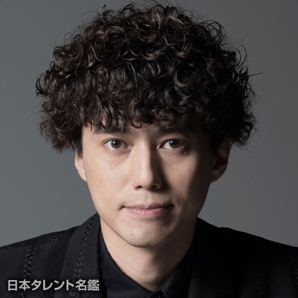 藤田　俊太郎