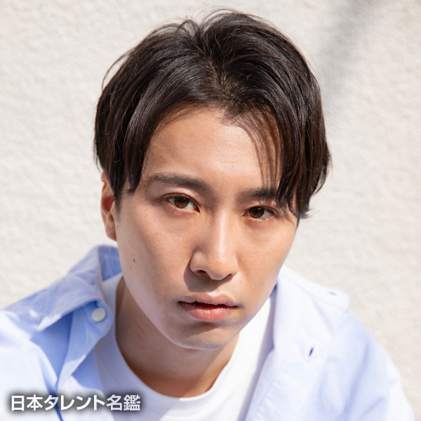 津田　恭佑