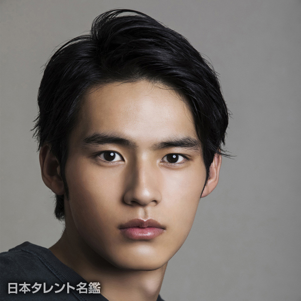 岡田 健史