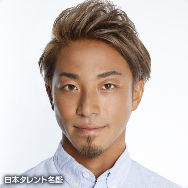 小川　幸男