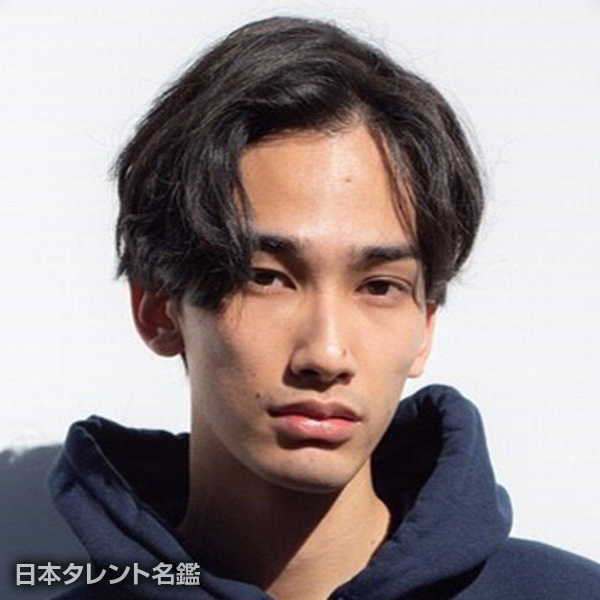比嘉　秀海