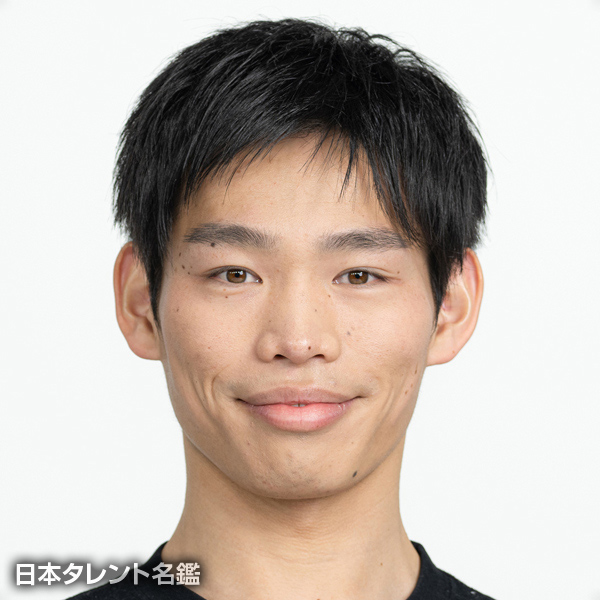 加賀　翔