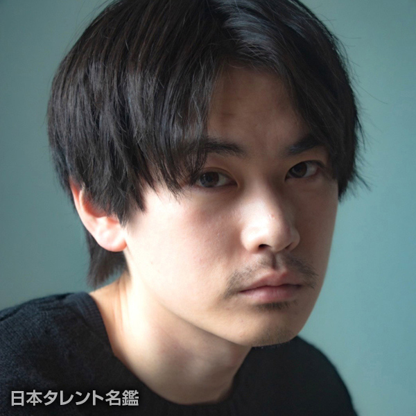長田　真英