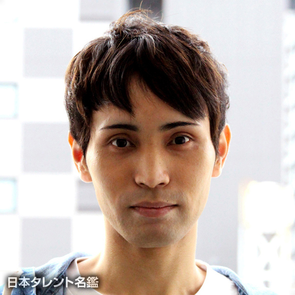 翁長　志樹