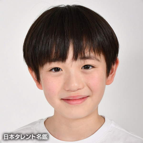 金子　遥