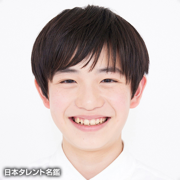 金子　遥