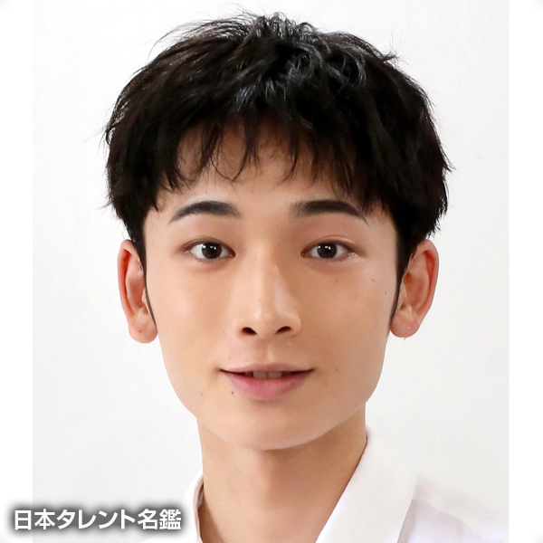 青柳　貴翔
