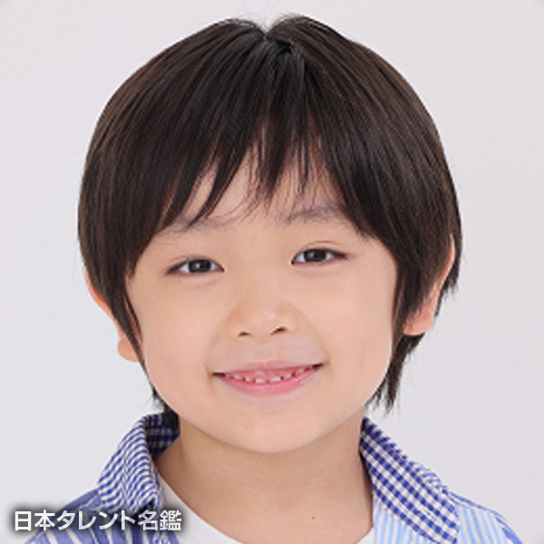 太田　恵晴