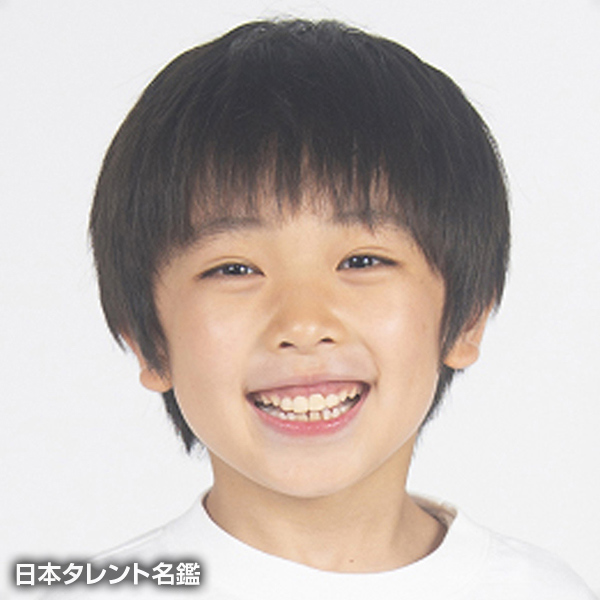 太田　恵晴
