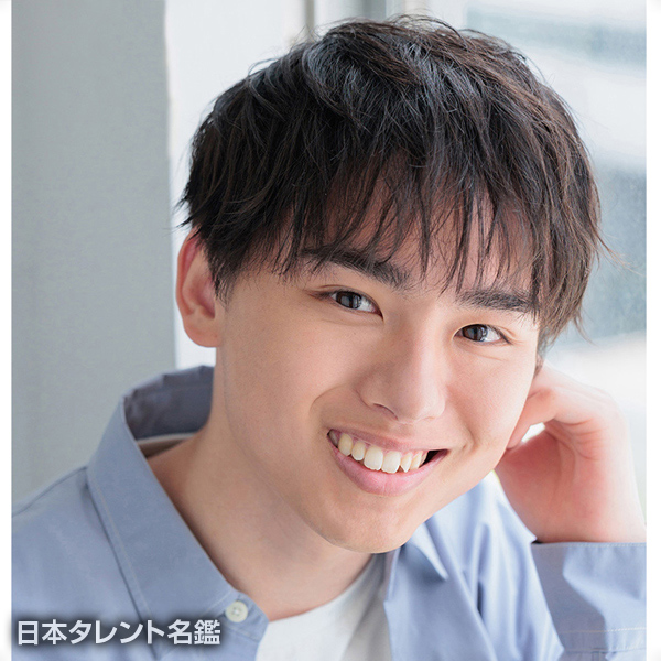 大津　悠人