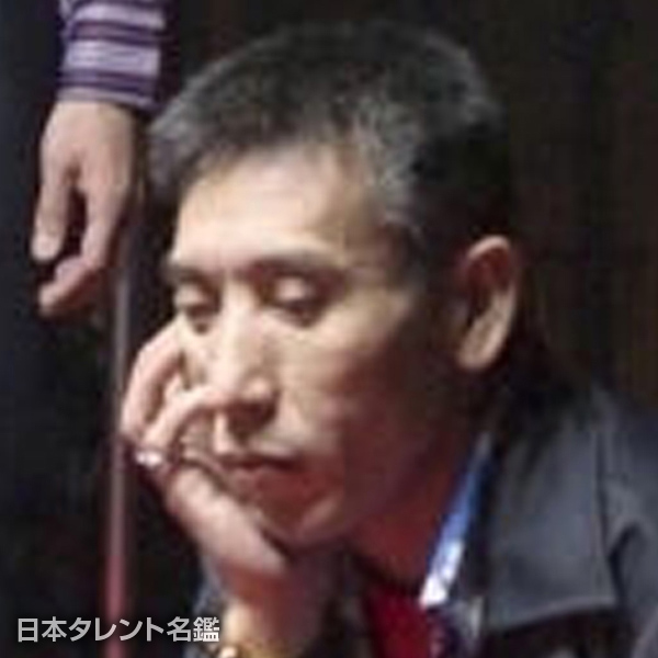 愛川　敏幸