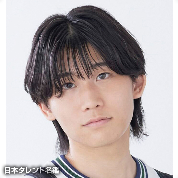 中村　真己人