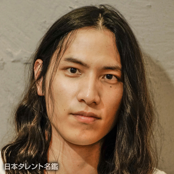 村上　カイリ