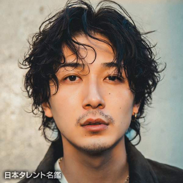 近澤　智