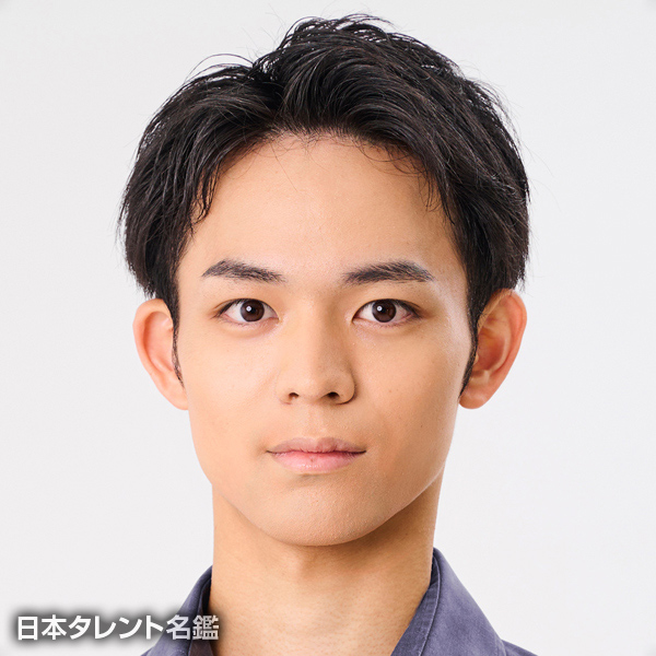出田　カケル