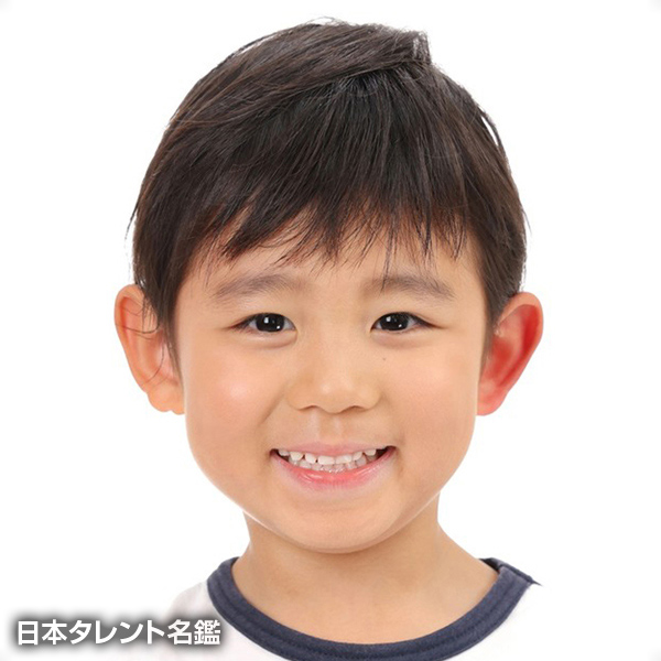 金子　拓真