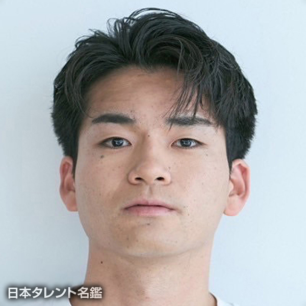 山崎　龍吾