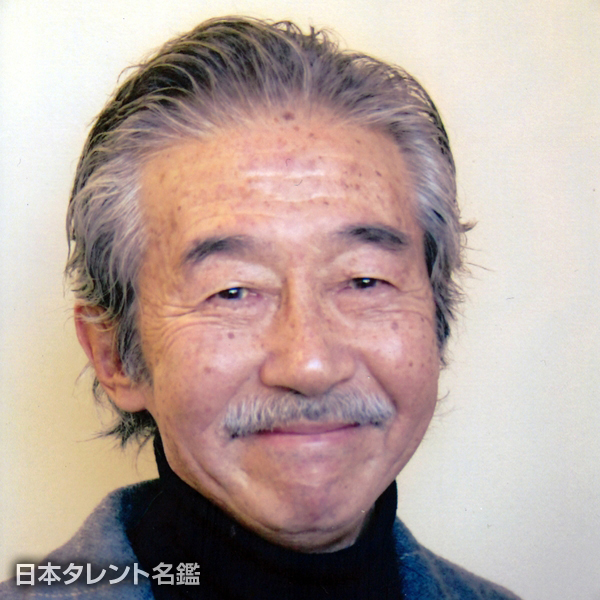 松岡　文雄