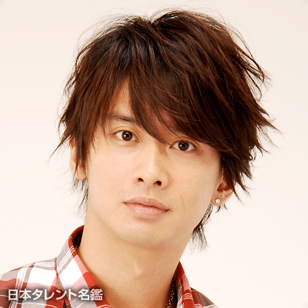 加藤　晴彦