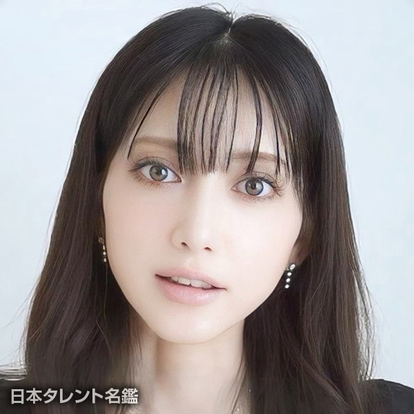 加賀美　早紀