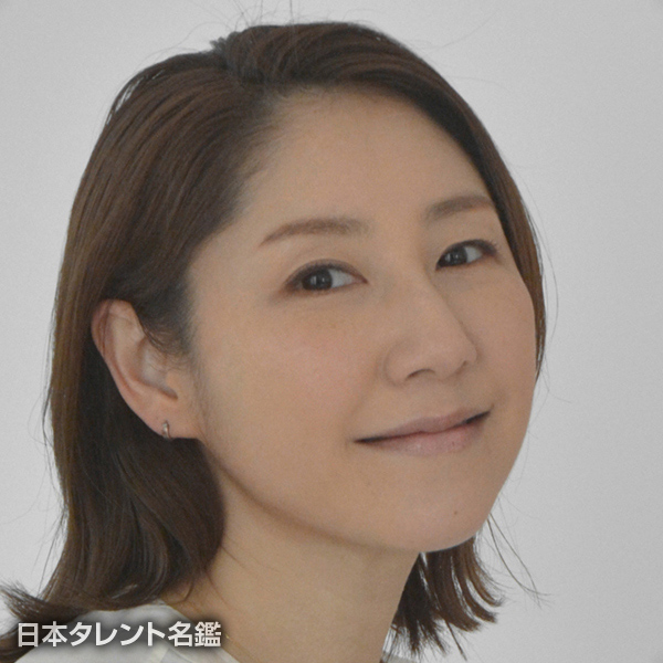 川島　令美