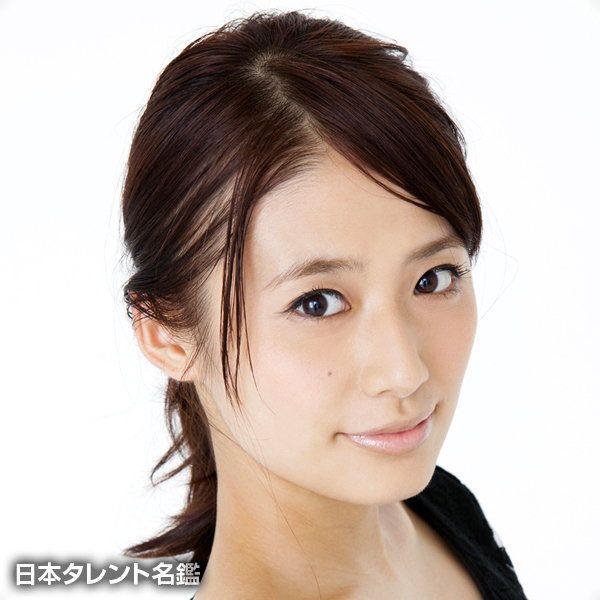 近野　成美