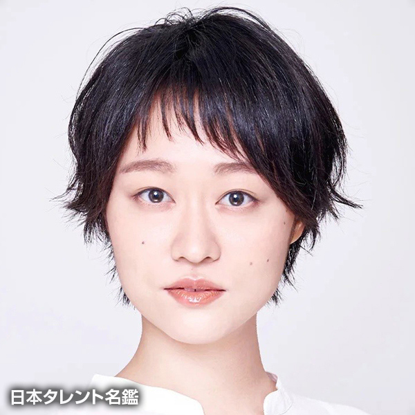鈴木　満梨奈