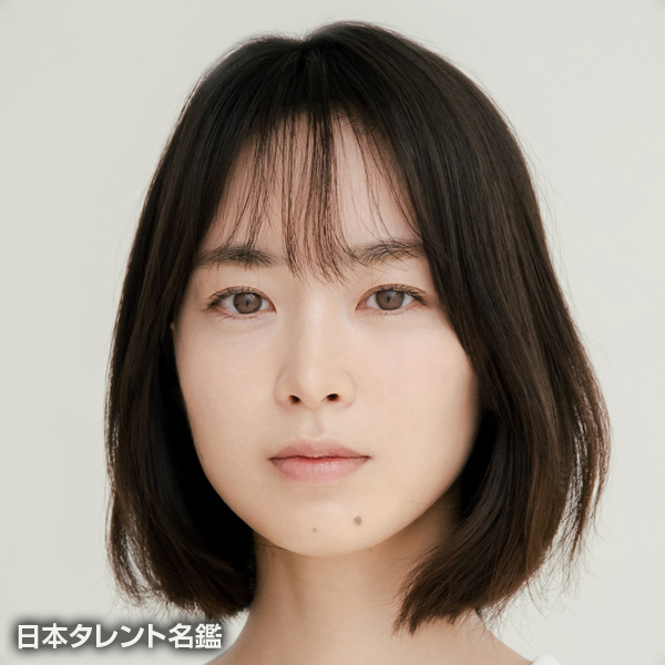 朝倉　あき