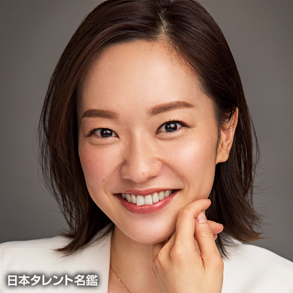 桜咲　彩花